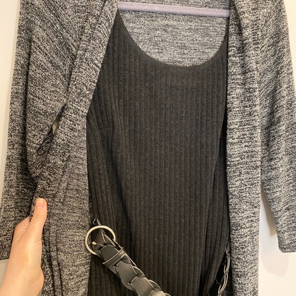 •2/$35• NWOT Gray Sweater with Attached Black Sweater Dress with Belt Size 10 - Picture 4 of 6